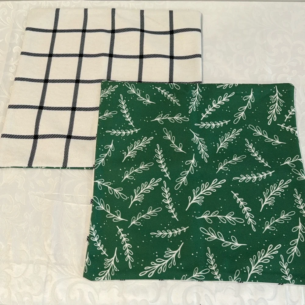 🌟3/$15🌟NWOT Set of 2 pillow covers.